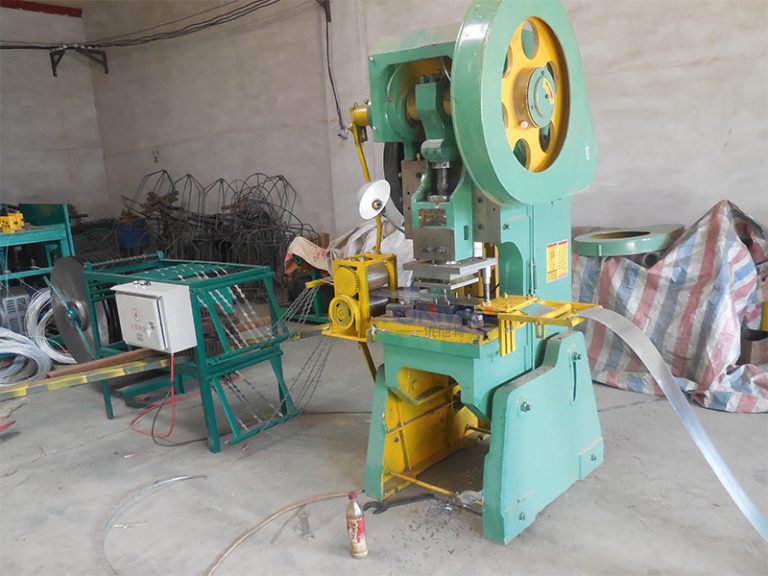 máquina automática de alambre de púas